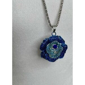 Vintage 80s Betsey Johnson Blue Rose Flower Charm Pendant Necklace